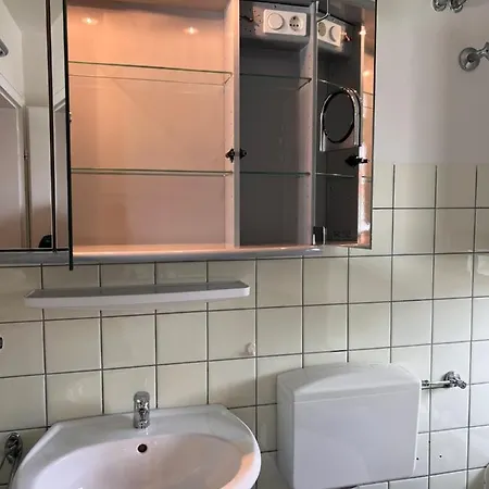 Gaeste, Handwerker Zimmer - 2 Betten Séjour chez l'habitant